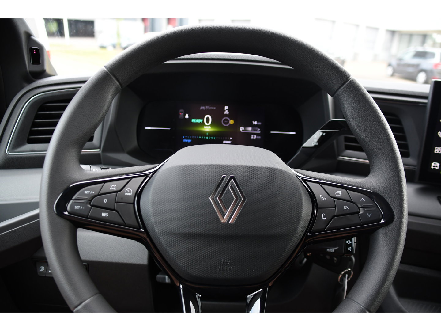 Renault Master E-Tech T35 L2H2 Extra long range 87 kWh Camera, Cruise, Carplay, LED, Clima, Stoelverwarming, Laadruimte Betimmering, 143pk, Virtual, Sensoren, Uniek!