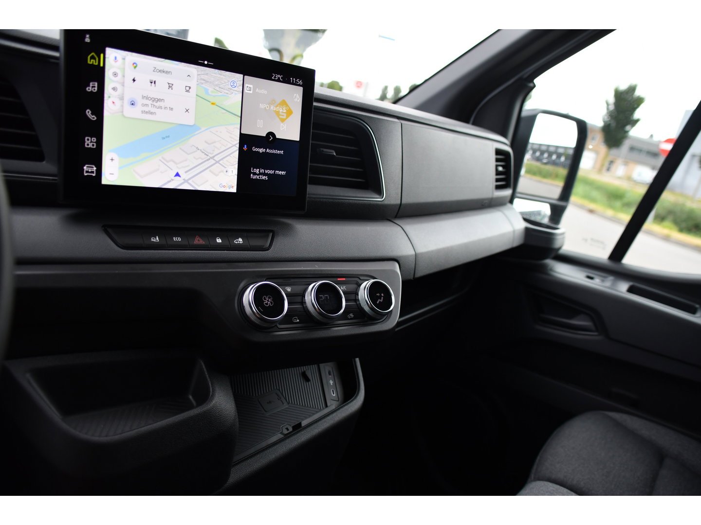 Renault Master E-Tech T35 L2H2 Extra long range 87 kWh Camera, Cruise, Carplay, LED, Clima, Stoelverwarming, Laadruimte Betimmering, 143pk, Virtual, Sensoren, Uniek!