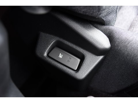 Renault Master E-Tech T35 L2H2 Extra long range 87 kWh Camera, Cruise, Carplay, LED, Clima, Stoelverwarming, Laadruimte Betimmering, 143pk, Virtual, Sensoren, Uniek!