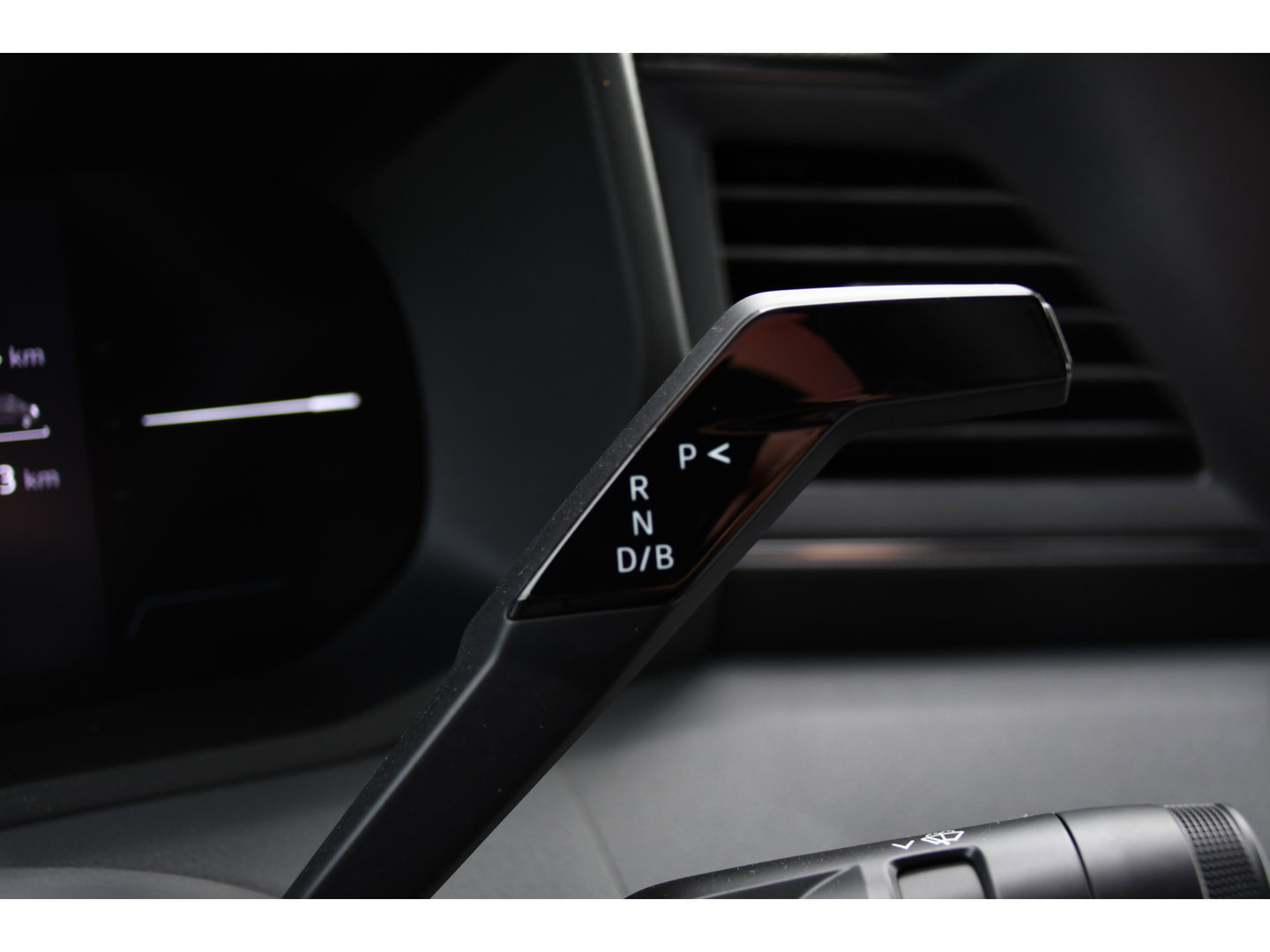 Renault Master E-Tech T35 L2H2 Extra long range 87 kWh Camera, Cruise, Carplay, LED, Clima, Stoelverwarming, Laadruimte Betimmering, 143pk, Virtual, Sensoren, Uniek!
