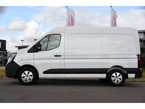 Renault Master E-Tech T35 L2H2 Extra long range 87 kWh Camera, Cruise, Carplay, LED, Clima, Stoelverwarming, Laadruimte Betimmering, 143pk, Virtual, Sensoren, Uniek!