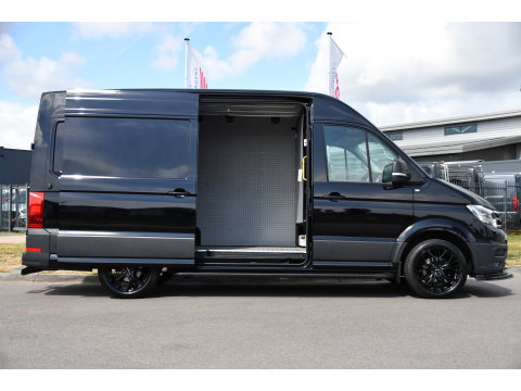 Volkswagen Crafter 35 2.0 TDI L3H3 Black Edition Full options! Adaptieve Cruise, Camera, Carplay, LED, Standkachel, Stoelverwarming, Dodehoek, Massagestoel, Automaat, Uniek!