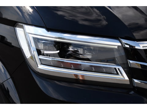 Volkswagen Crafter 35 2.0 TDI L3H3 Black Edition Full options! Adaptieve Cruise, Camera, Carplay, LED, Standkachel, Stoelverwarming, Dodehoek, Massagestoel, Automaat, Uniek!