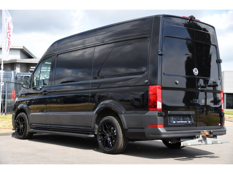 Volkswagen Crafter 35 2.0 TDI L3H3 Black Edition Full options! Adaptieve Cruise, Camera, Carplay, LED, Standkachel, Stoelverwarming, Dodehoek, Massagestoel, Automaat, Uniek!