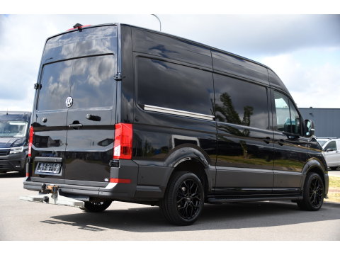 Volkswagen Crafter 35 2.0 TDI L3H3 Black Edition Full options! Adaptieve Cruise, Camera, Carplay, LED, Standkachel, Stoelverwarming, Dodehoek, Massagestoel, Automaat, Uniek!