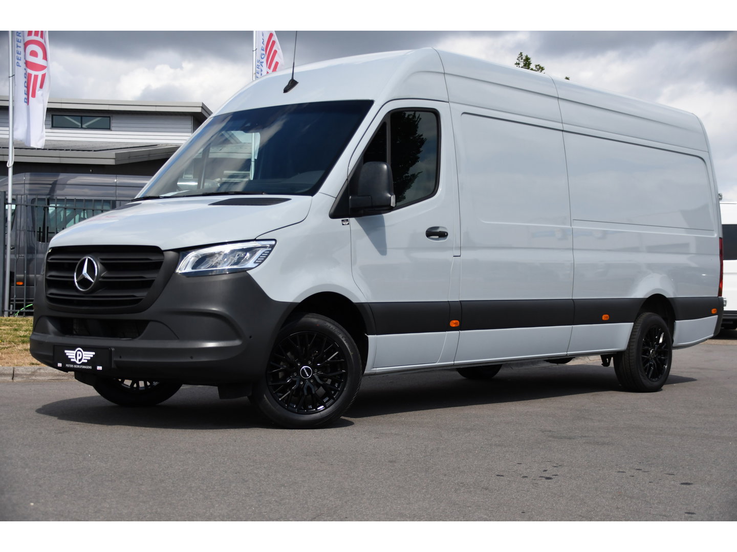 Mercedes-Benz Sprinter 317 1.9 CDI L3H2 RWD PB Edition NIEUW STAAT! Adaptieve Cruise, Camera, Carlay, LED, Standkachel, 170pk, Stoelverwarming, Dodehoek, Automaat, 3 Zitplaatsen, Uniek!