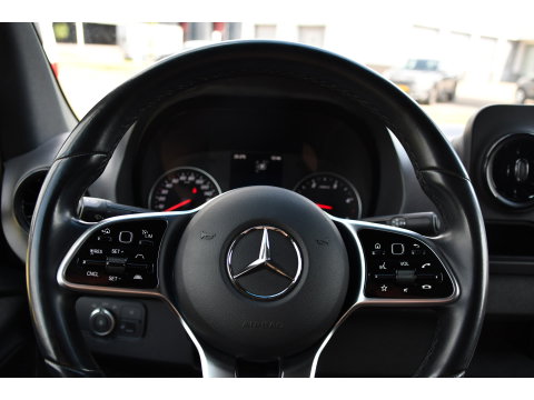 Mercedes-Benz Sprinter 317 1.9 CDI L3H2 RWD PB Edition NIEUW STAAT! Adaptieve Cruise, Camera, Carlay, LED, Standkachel, 170pk, Stoelverwarming, Dodehoek, Automaat, 3 Zitplaatsen, Uniek!