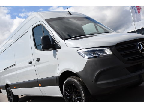 Mercedes-Benz Sprinter 317 1.9 CDI L3H2 RWD PB Edition NIEUW STAAT! Adaptieve Cruise, Camera, Carlay, LED, Standkachel, 170pk, Stoelverwarming, Dodehoek, Automaat, 3 Zitplaatsen, Uniek!
