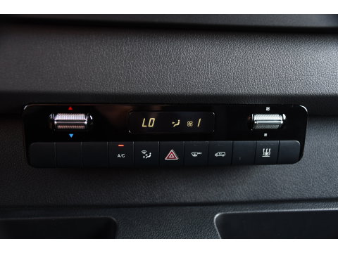 Mercedes-Benz Sprinter 317 1.9 CDI L3H2 RWD PB Edition NIEUW STAAT! Adaptieve Cruise, Camera, Carlay, LED, Standkachel, 170pk, Stoelverwarming, Dodehoek, Automaat, 3 Zitplaatsen, Uniek!