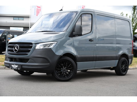 Mercedes-Benz Sprinter 315 1.9 CDI L1H1 PB Edition Adaptieve Cruise, Camera, Carplay, NAVI, LED, 10,5'' Mbux, LED, Automaat, Trekhaak, Stoelverwarming, Standkachel, Leder, Uniek!