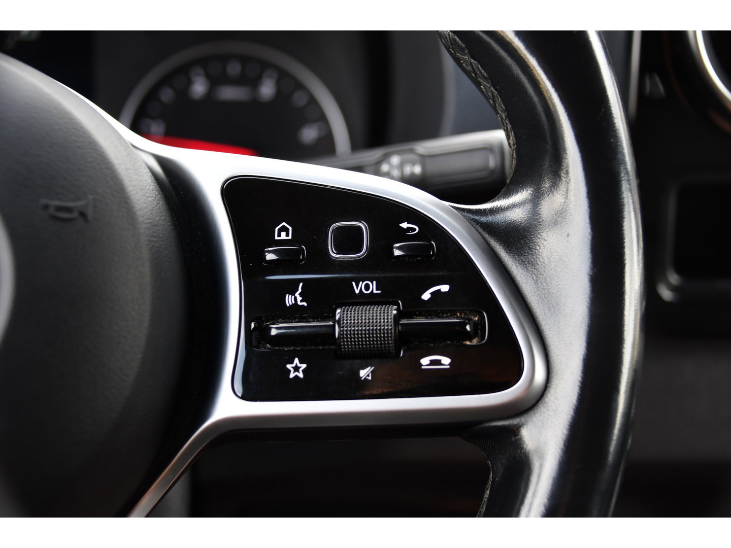 Mercedes-Benz Sprinter 315 1.9 CDI L1H1 PB Edition Adaptieve Cruise, Camera, Carplay, NAVI, LED, 10,5'' Mbux, LED, Automaat, Trekhaak, Stoelverwarming, Standkachel, Leder, Uniek!