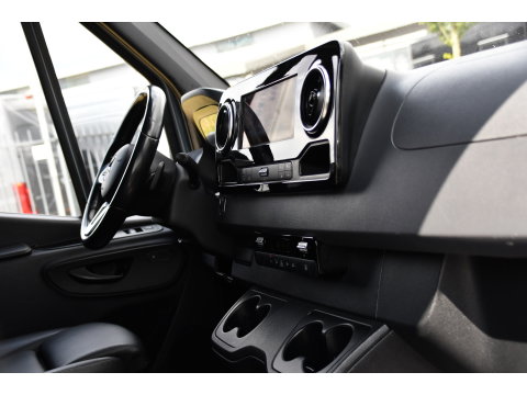Mercedes-Benz Sprinter 315 1.9 CDI L1H1 PB Edition Adaptieve Cruise, Camera, Carplay, NAVI, LED, 10,5'' Mbux, LED, Automaat, Trekhaak, Stoelverwarming, Standkachel, Leder, Uniek!