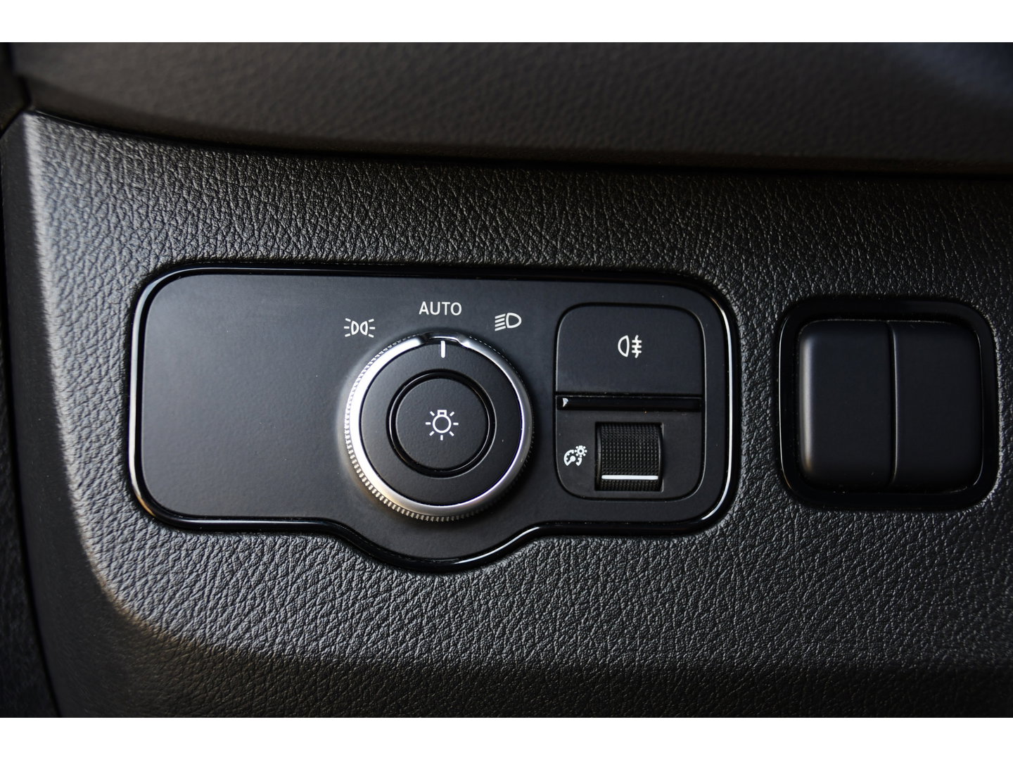 Mercedes-Benz Sprinter 315 1.9 CDI L1H1 PB Edition Adaptieve Cruise, Camera, Carplay, NAVI, LED, 10,5'' Mbux, LED, Automaat, Trekhaak, Stoelverwarming, Standkachel, Leder, Uniek!