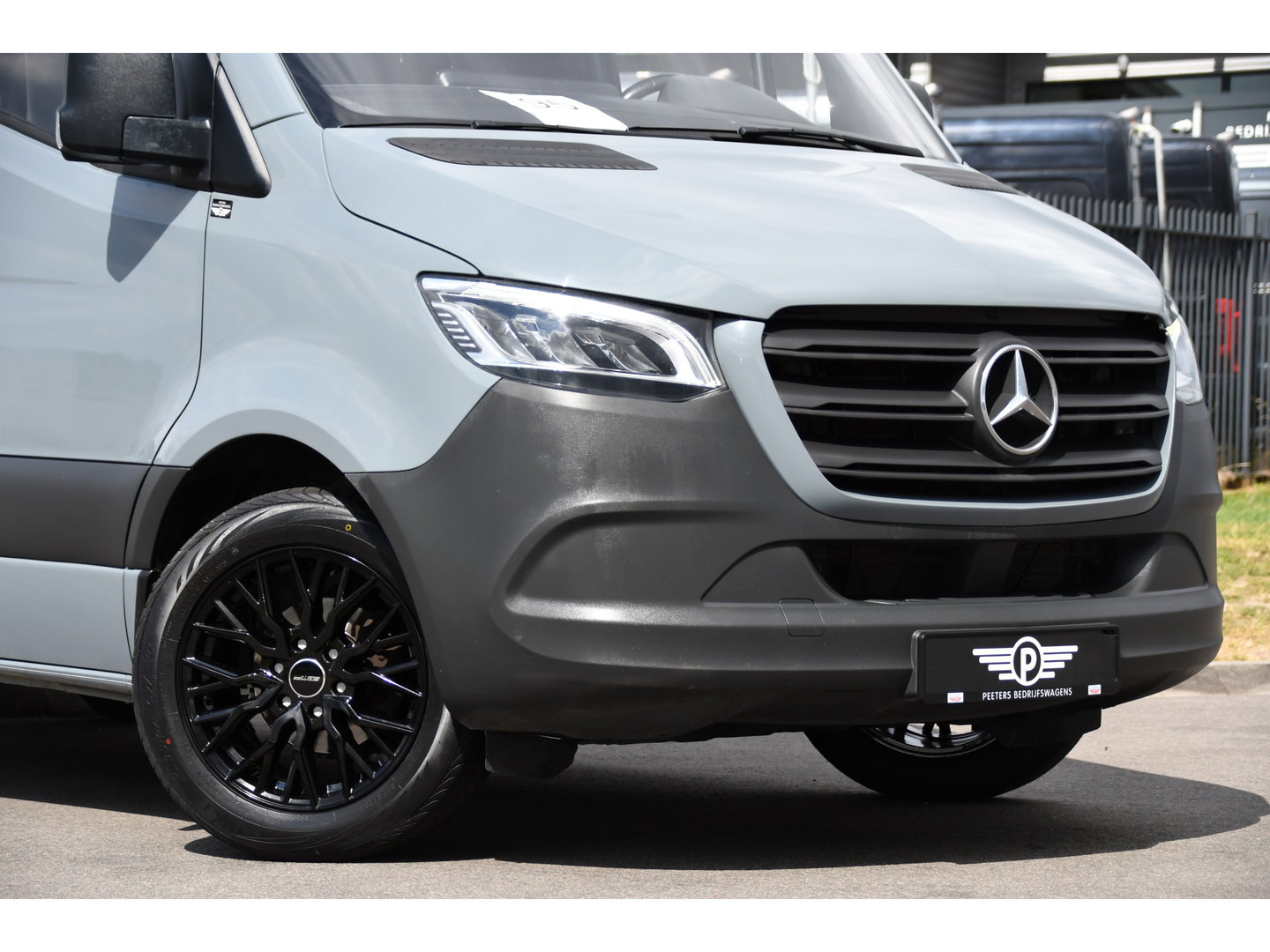 Mercedes-Benz Sprinter 315 1.9 CDI L1H1 PB Edition Adaptieve Cruise, Camera, Carplay, NAVI, LED, 10,5'' Mbux, LED, Automaat, Trekhaak, Stoelverwarming, Standkachel, Leder, Uniek!