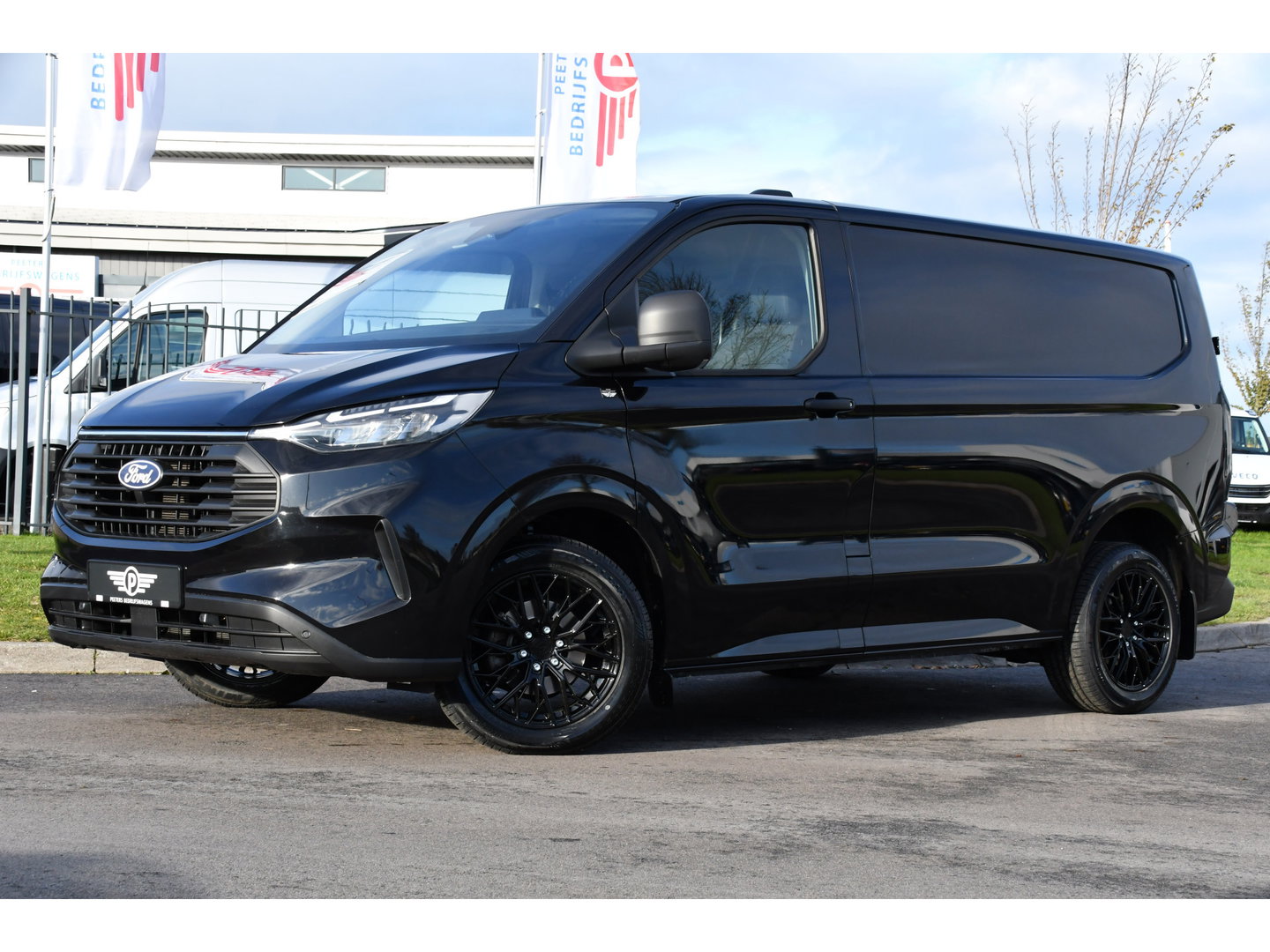 Ford Transit Custom 300 2.0 TDCI L1H1 Black Edition Virtual, Cruise, Carplay, Camera, LED, Automaat, 136pk, Stoelverwarming, Multimedia, Uniek!