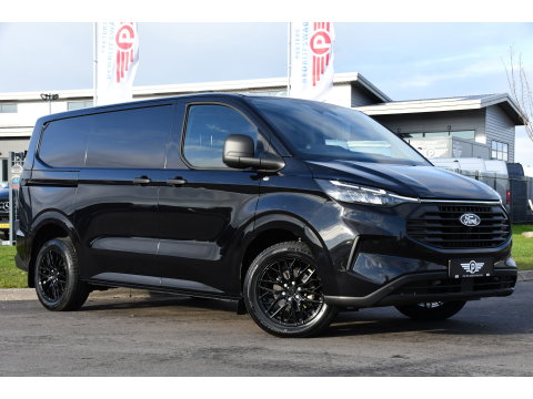 Ford Transit Custom 300 2.0 TDCI L1H1 Black Edition Virtual, Cruise, Carplay, Camera, LED, Automaat, 136pk, Stoelverwarming, Multimedia, Uniek!