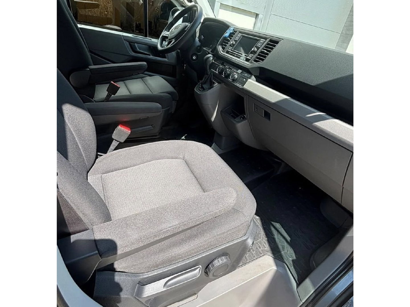 MAN TGE 3.180 35 2.0 L3H2 DC PB Edition Camera, Cruise, Carplay, LED, 177pk, Automaat, Sensoren, Multimedia, Uniek!