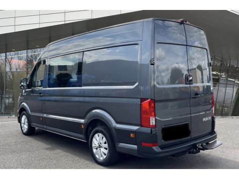 MAN TGE 3.180 35 2.0 L3H3 DC PB Edition Camera, Cruise, Carplay, LED, Automaat, Stoelverwarming, Leder, Trekhaak, Sensoren, Uniek!