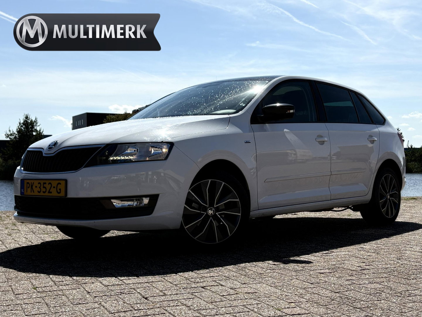 Škoda Rapid Spaceback 1.0 TSI Greentech Drive ** NET BINNENGEKOMEN | PANO | CRUISE | STOELVERWARMING | TREKHAAK