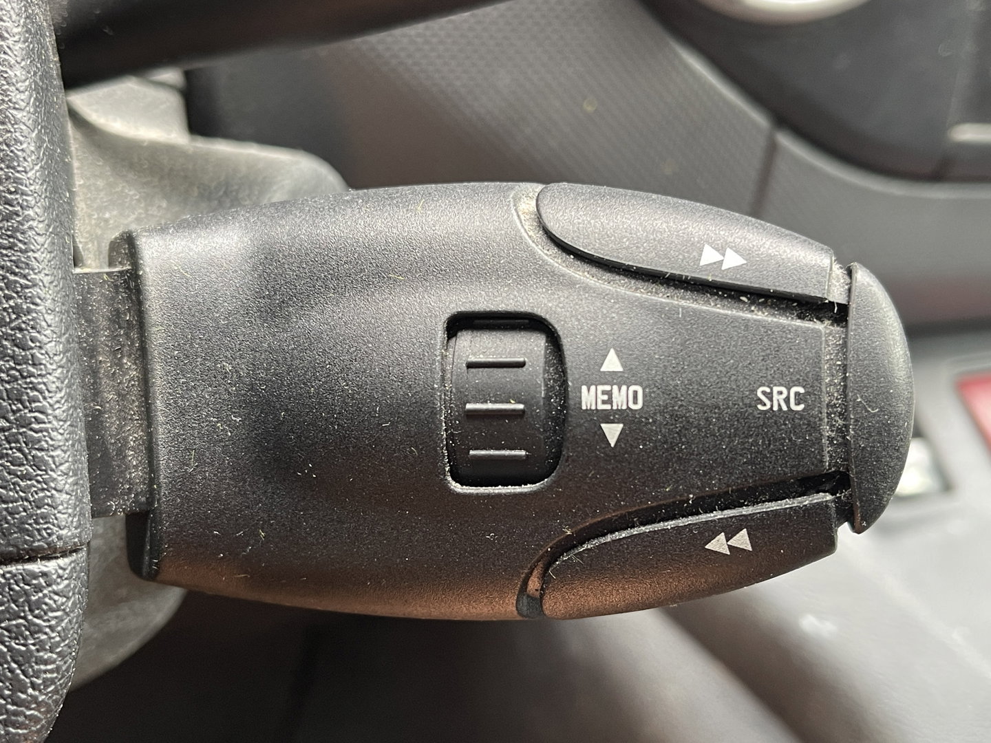 Citroën Berlingo 1.6 BlueHDI 75 Comfort | Airconditioning | Betonplex | Elektrische ramen | Dakrails | Reservewiel |