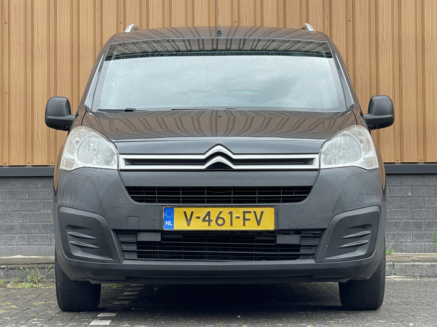 Citroën Berlingo 1.6 BlueHDI 75 Comfort | Airconditioning | Betonplex | Elektrische ramen | Dakrails | Reservewiel |