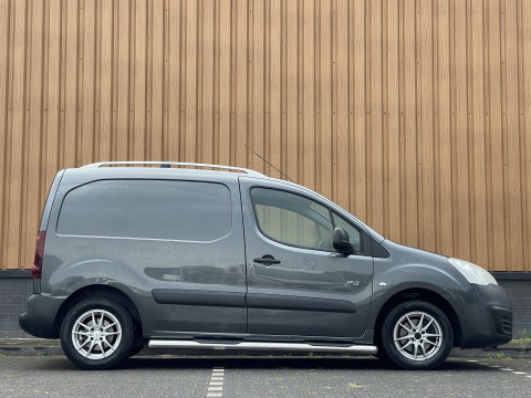 Citroën Berlingo 1.6 BlueHDI 75 Comfort | Airconditioning | Betonplex | Elektrische ramen | Dakrails | Reservewiel |