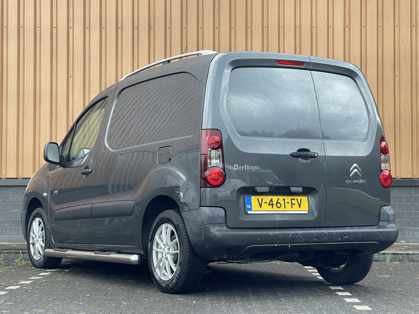 Citroën Berlingo 1.6 BlueHDI 75 Comfort | Airconditioning | Betonplex | Elektrische ramen | Dakrails | Reservewiel |