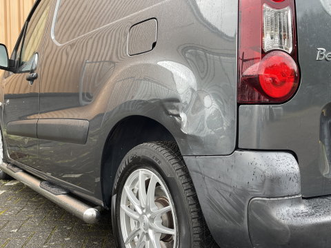 Citroën Berlingo 1.6 BlueHDI 75 Comfort | Airconditioning | Betonplex | Elektrische ramen | Dakrails | Reservewiel |