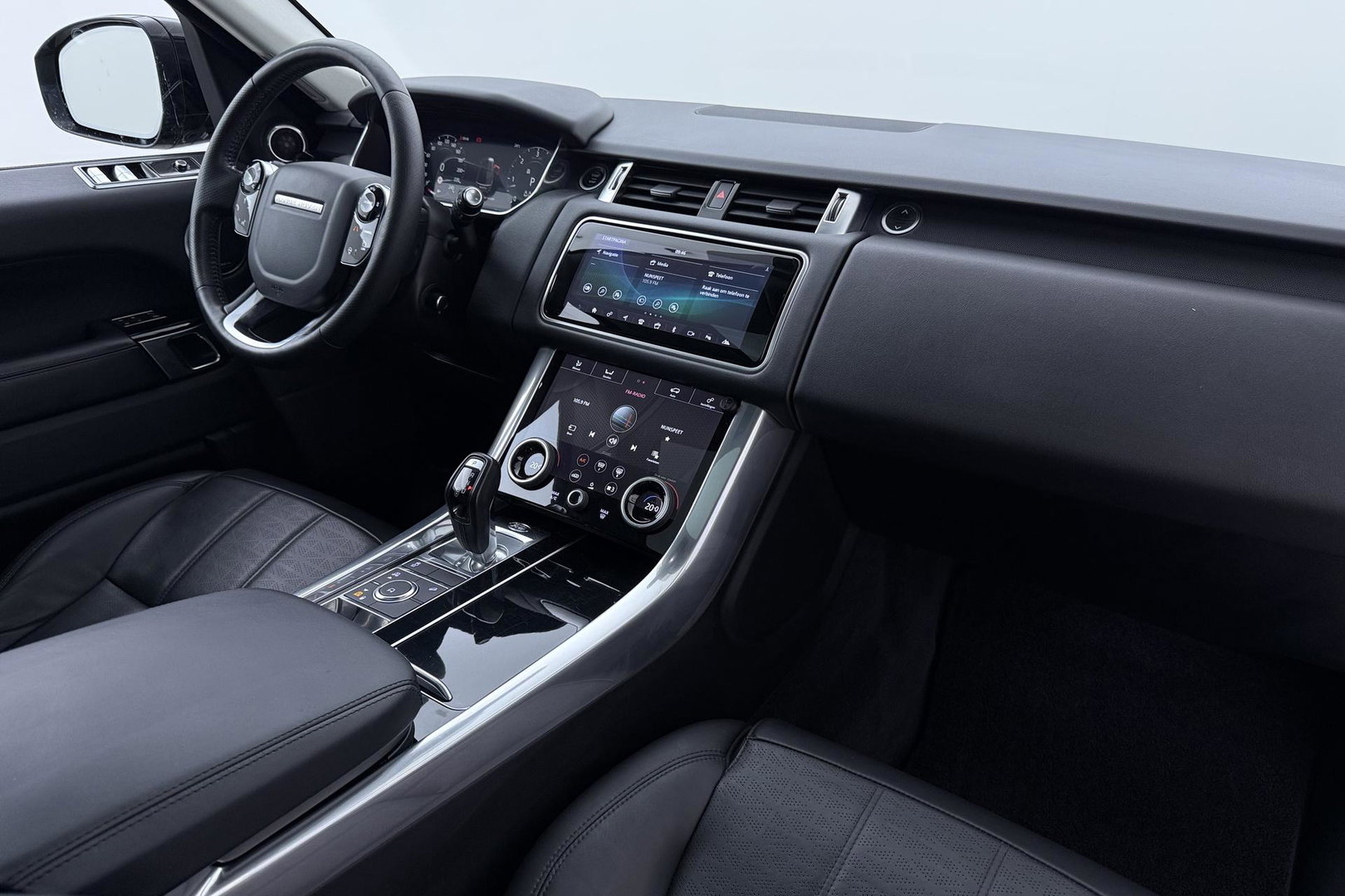 Land Rover Range Rover Sport 3.0 SDV6 HSE | GRIJS KENTEKEN | Luchtvering | Panoramadak | Stoelventilatie | Meridian | ACC | 21 inch