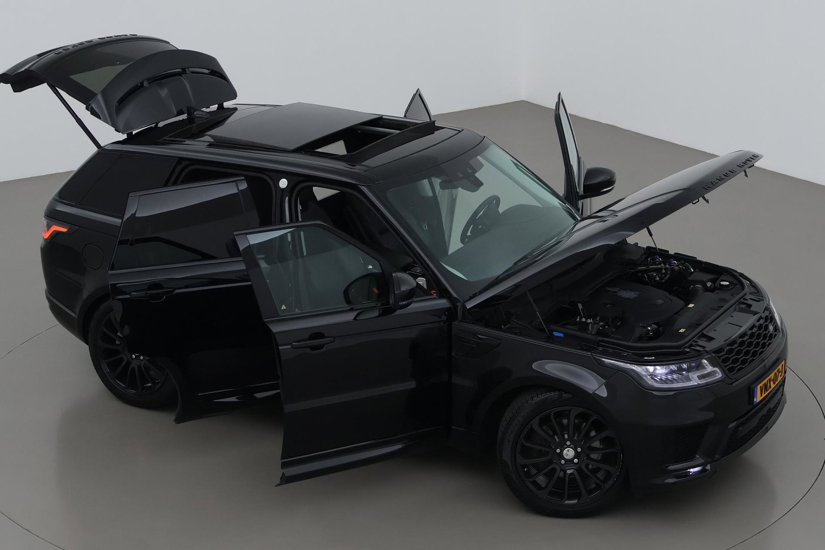 Land Rover Range Rover Sport 3.0 SDV6 HSE | GRIJS KENTEKEN | Luchtvering | Panoramadak | Stoelventilatie | Meridian | ACC | 21 inch