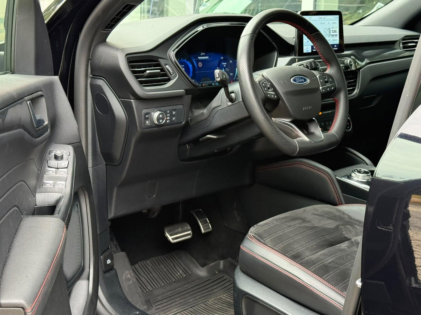 Ford Kuga 2.5 PHEV ST-Line X Black Pack |Pano|B&O|ACC|Winter|360Cam|HUD|Trekhaak
