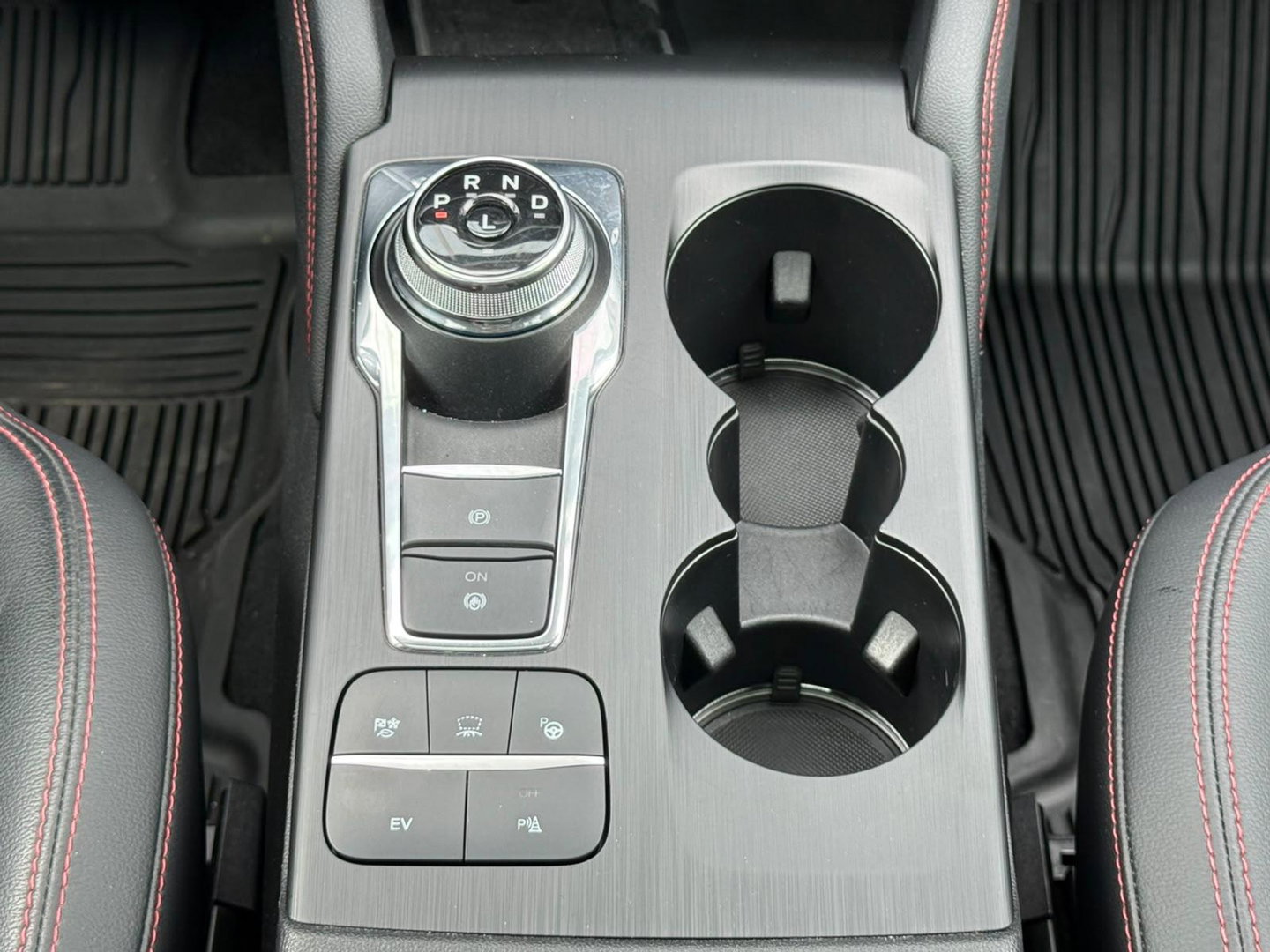 Ford Kuga 2.5 PHEV ST-Line X Black Pack |Pano|B&O|ACC|Winter|360Cam|HUD|Trekhaak