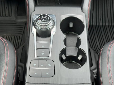 Ford Kuga 2.5 PHEV ST-Line X Black Pack |Pano|B&O|ACC|Winter|360Cam|HUD|Trekhaak