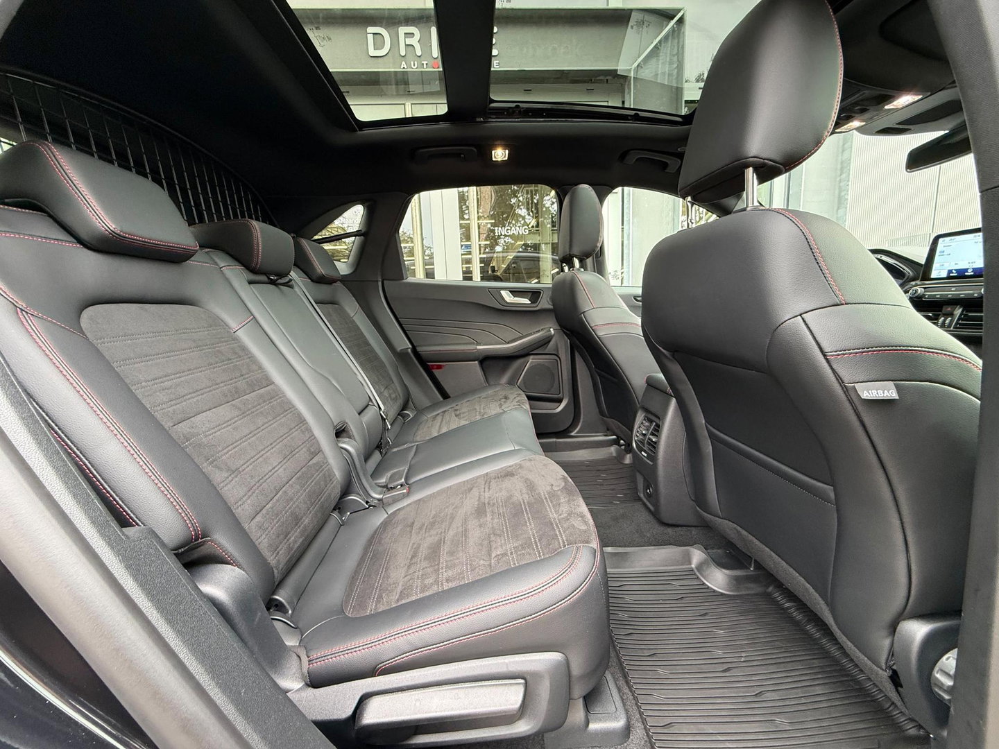 Ford Kuga 2.5 PHEV ST-Line X Black Pack |Pano|B&O|ACC|Winter|360Cam|HUD|Trekhaak