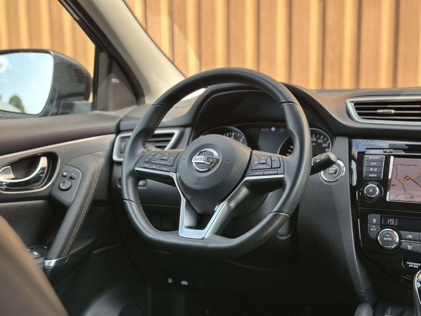 Nissan QASHQAI 1.3 DIG-T Tekna | Adaptive Cruise Control | 360 Camera | Parkeersensoren | Stoelverwarming | Apple Carplay | Android Auto | Keyless | Dodehoek Sensor