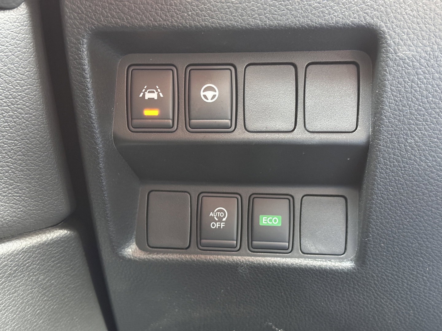 Nissan QASHQAI 1.3 DIG-T Tekna | Adaptive Cruise Control | 360 Camera | Parkeersensoren | Stoelverwarming | Apple Carplay | Android Auto | Keyless | Dodehoek Sensor