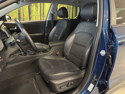 Kia Niro 1.6 GDi Hybrid ExecutiveLine | Apple carplay | Jbl Audiosysteem | Stoelventilatie | Stuurverwarming | Adaptieve cruise control |
