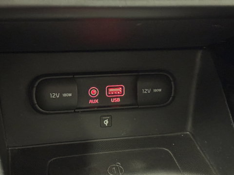 Kia Niro 1.6 GDi Hybrid ExecutiveLine | Apple carplay | Jbl Audiosysteem | Stoelventilatie | Stuurverwarming | Adaptieve cruise control |