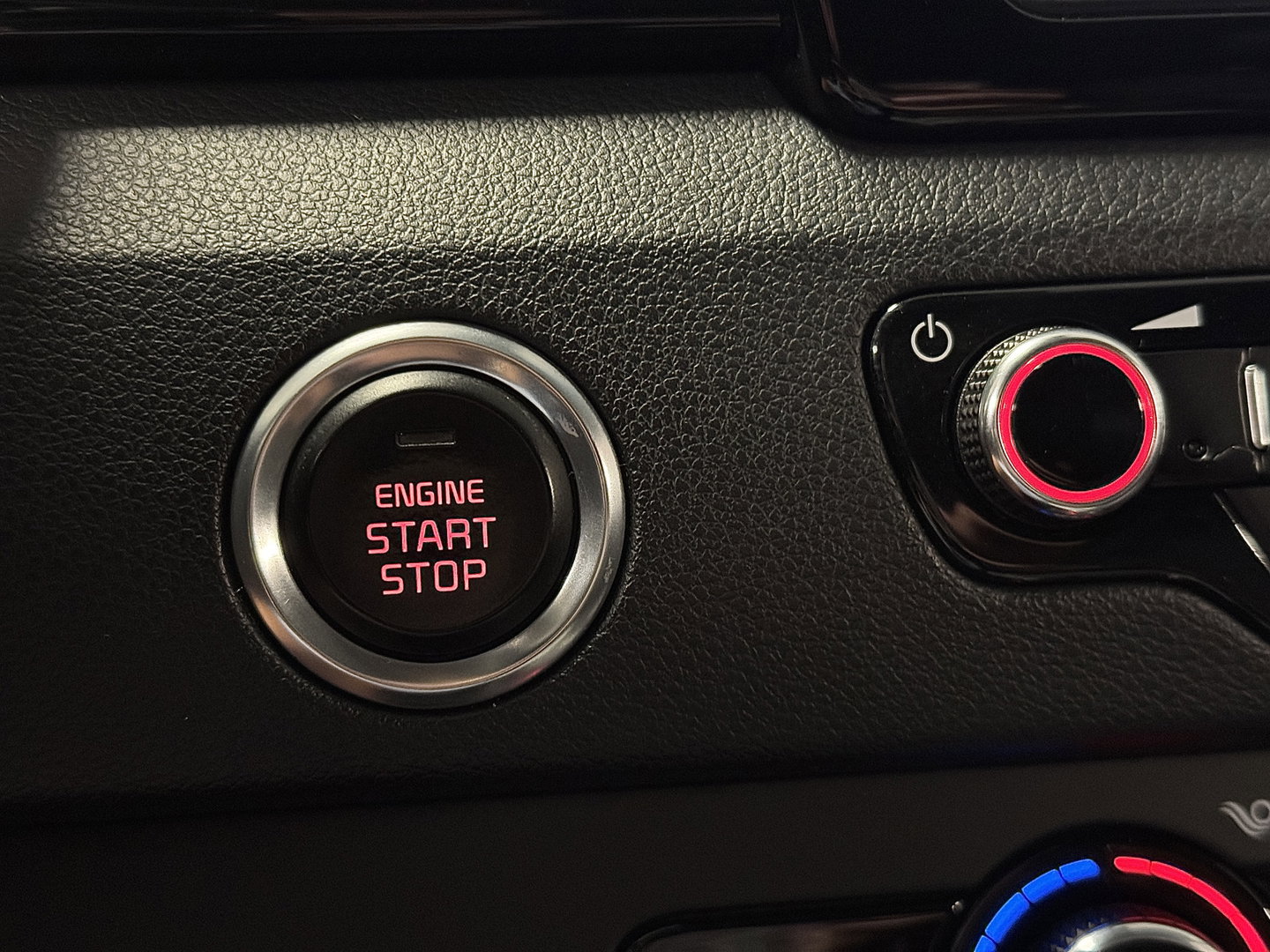 Kia Niro 1.6 GDi Hybrid ExecutiveLine | Apple carplay | Jbl Audiosysteem | Stoelventilatie | Stuurverwarming | Adaptieve cruise control |