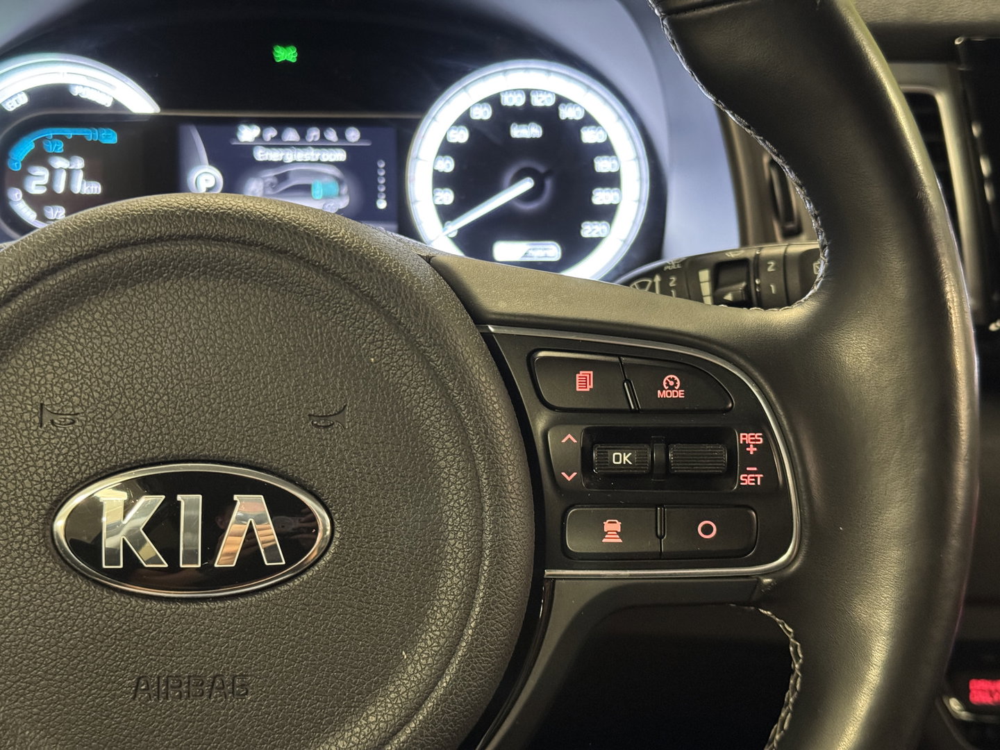 Kia Niro 1.6 GDi Hybrid ExecutiveLine | Apple carplay | Jbl Audiosysteem | Stoelventilatie | Stuurverwarming | Adaptieve cruise control |