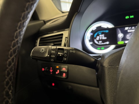 Kia Niro 1.6 GDi Hybrid ExecutiveLine | Apple carplay | Jbl Audiosysteem | Stoelventilatie | Stuurverwarming | Adaptieve cruise control |