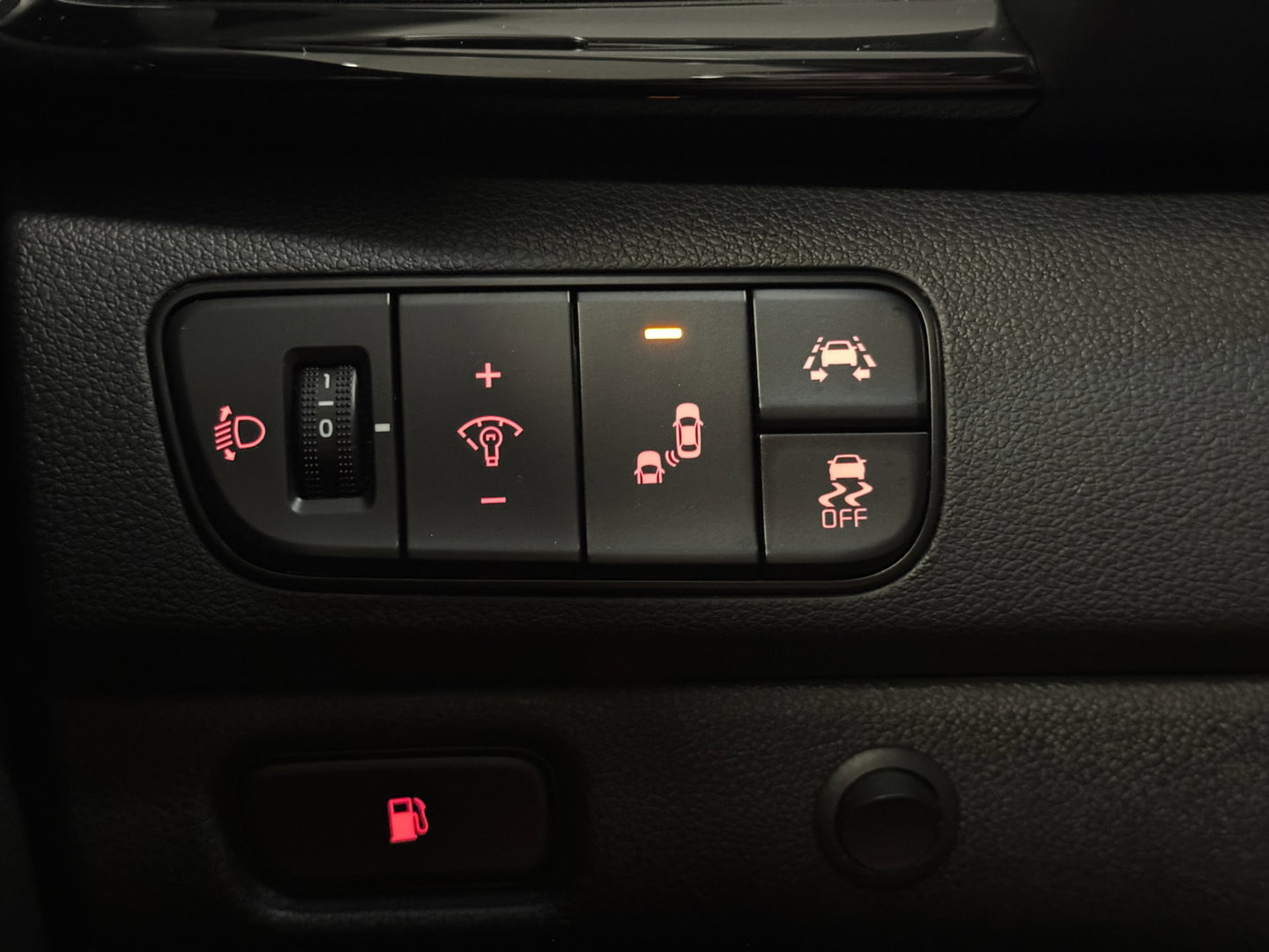 Kia Niro 1.6 GDi Hybrid ExecutiveLine | Apple carplay | Jbl Audiosysteem | Stoelventilatie | Stuurverwarming | Adaptieve cruise control |