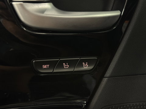 Kia Niro 1.6 GDi Hybrid ExecutiveLine | Apple carplay | Jbl Audiosysteem | Stoelventilatie | Stuurverwarming | Adaptieve cruise control |