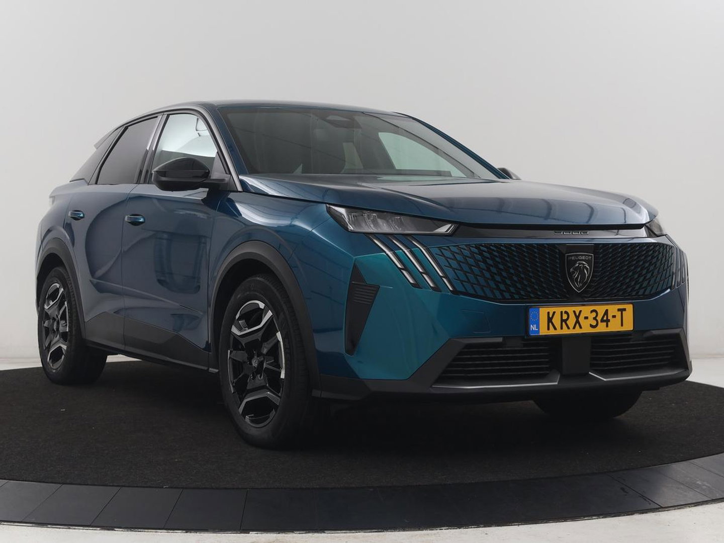 Peugeot E-3008 Allure 73 kWh