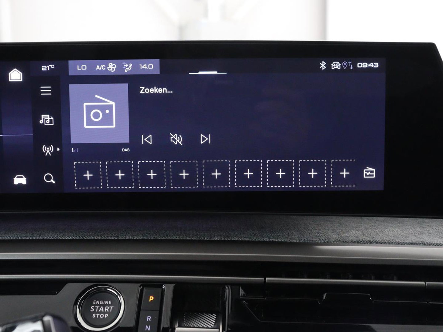Peugeot E-3008 Allure 73 kWh