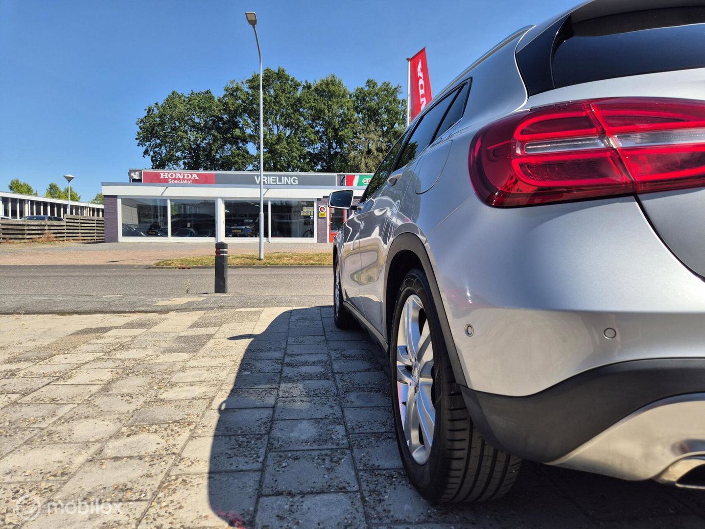 Mercedes-Benz GLA 200 Prestige, Pano, Leer, Trekhaak, NAP!