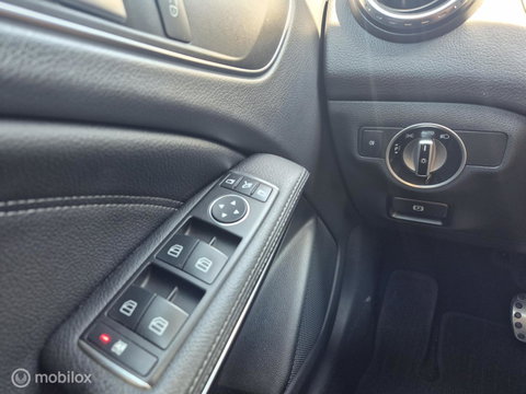 Mercedes-Benz GLA 200 Prestige, Pano, Leer, Trekhaak, NAP!