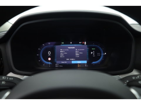 Volvo V60 2.0 T6 Plug-in hybrid AWD Plus Dark | SOH 98,2 % | Pano-dak | 360 camera | Trekhaak | Harman/ Kardon |