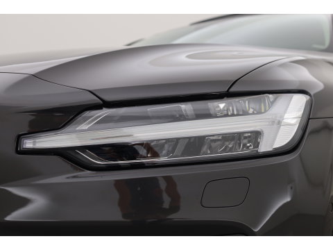 Volvo V60 2.0 T6 Plug-in hybrid AWD Plus Dark | SOH 98,2 % | Pano-dak | 360 camera | Trekhaak | Harman/ Kardon |