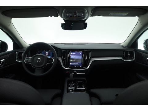 Volvo V60 2.0 T6 Plug-in hybrid AWD Plus Dark | SOH 98,2 % | Pano-dak | 360 camera | Trekhaak | Harman/ Kardon |